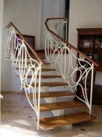 Белые кованые перила