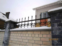 Кованое навершение на забор