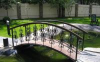 Кованый декоративный мостик